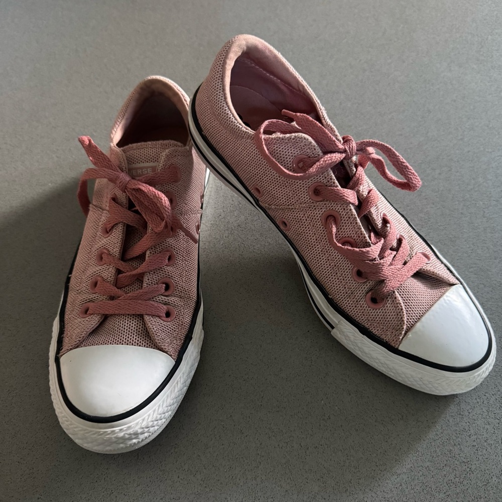Converse Pick Mesh Sneakers